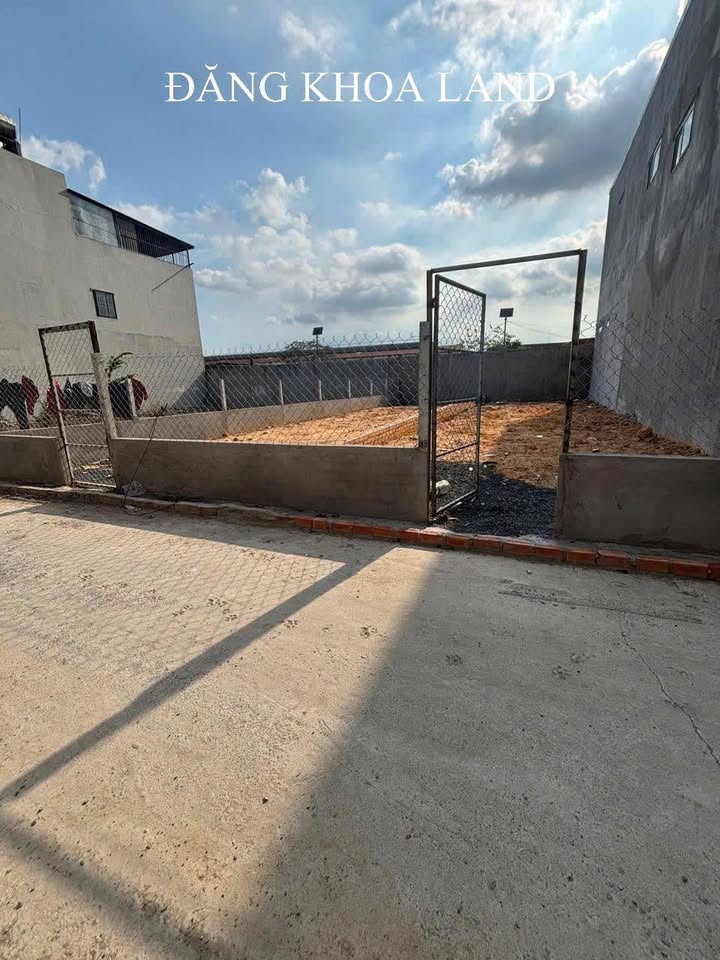 Bán Đất Dĩ An 207m² Mặt Tiền Lê Hồng Phong - Sổ Hồng Sẵn Sàng