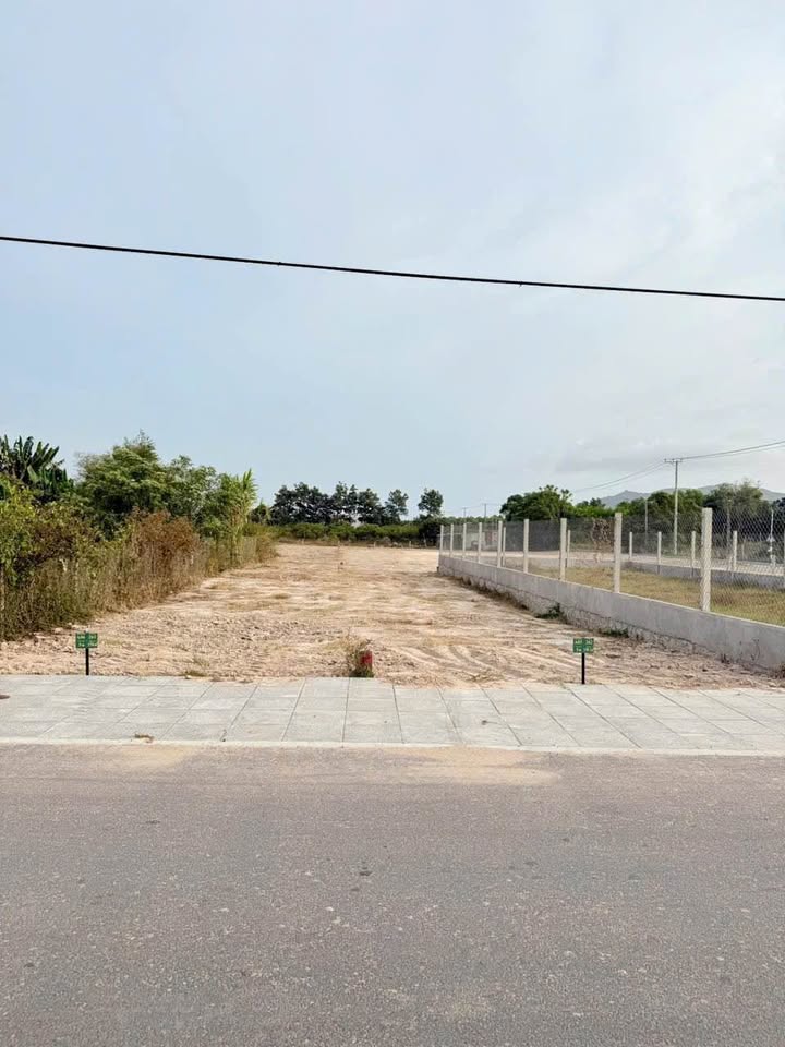 Đất nền Phước Hải 150m² giá 1.2 tỷ - Xây dựng tự do, sổ đỏ sẵn sàng!