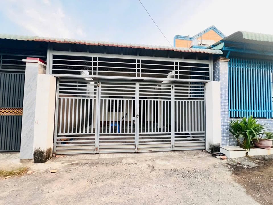 Nhà cấp 4 Phước Hội 107m² - Ô tô vào tận nhà, gần biển 800m!