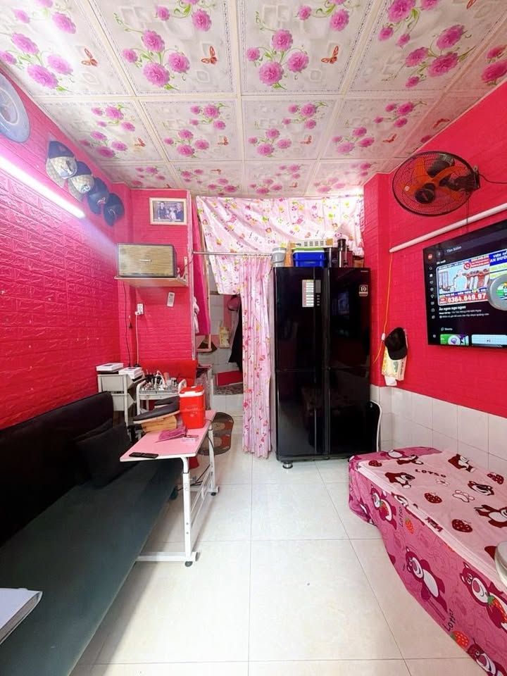 Nhà 3 Tầng 14.2m² Chính Chủ Đoàn Văn Bơ, Quận 4 - Sổ Hồng Sẵn Sàng