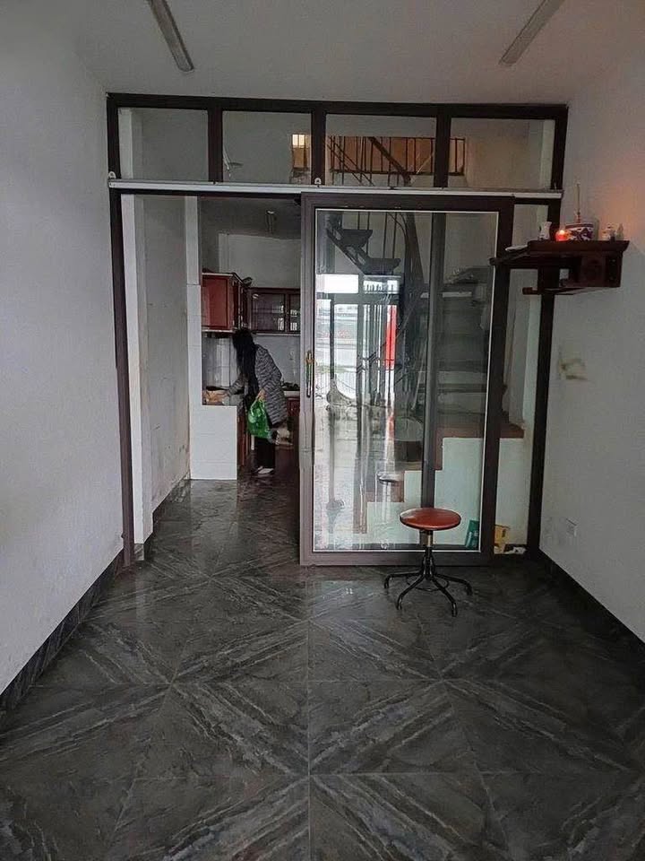 Nhà Phố Mai Anh Tuấn, Đống Đa 60m² - Mặt tiền kinh doanh đắc địa!