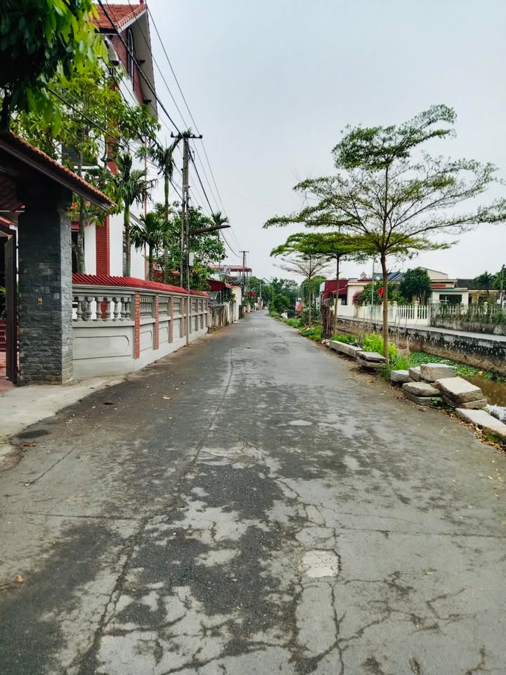 Đất nền Phát Diệm Kim Sơn 104m² - Sổ đỏ chính chủ, vị trí đắc địa!