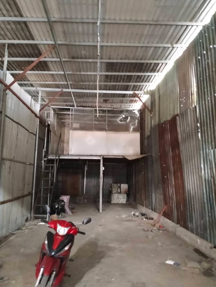 Cho thuê kho xưởng 120m² Trần Cao, Bình Tân - Giá 5 Triệu/Tháng, Sẵn Sàng SX