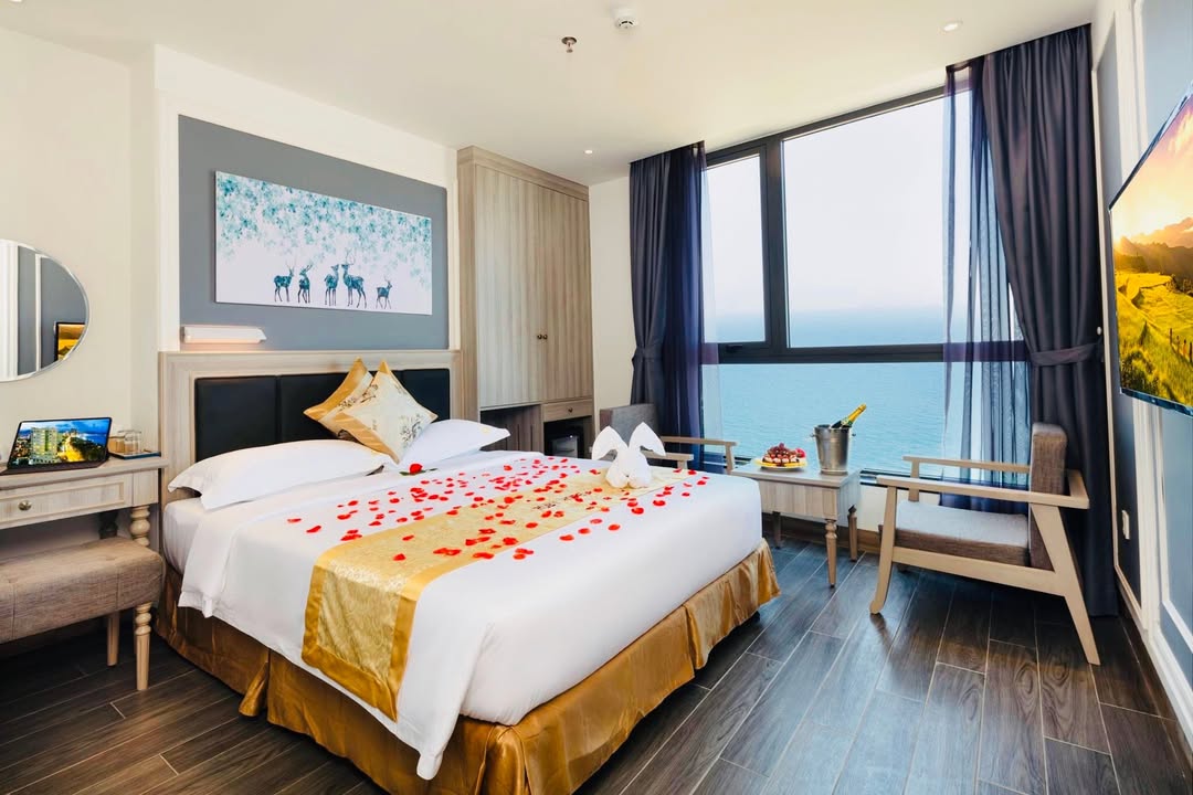 Bán Khách Sạn Trần Phú Nha Trang 220m² - View Biển Đẹp, Kinh Doanh Đỉnh Cao