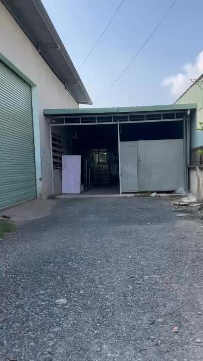 Cho Thuê Nhà Xưởng 1000m² Trần Văn Giàu, Hóc Môn - Giá 30 Triệu/Tháng