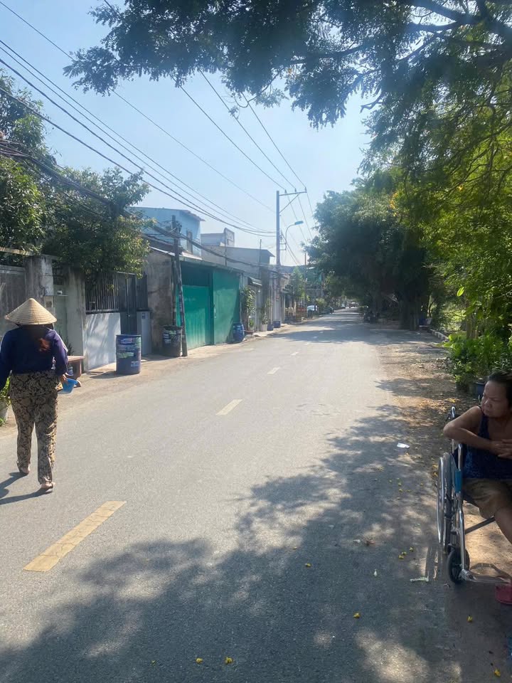 Nhà trọ 240m² mặt tiền đường Lô 2, Bình Chánh - Thu nhập 18 triệu/tháng