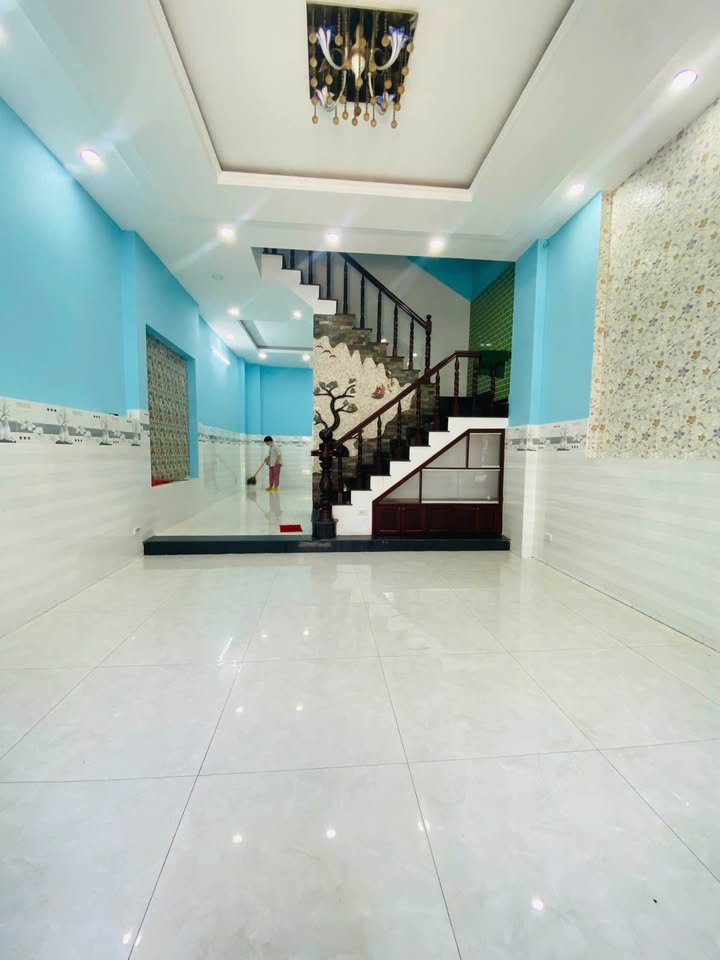 Nhà Hẻm Xe Hơi Nguyễn Sơn, Tân Phú - 3PN, 3 Tầng, 70m², 10.5 Tỷ TL