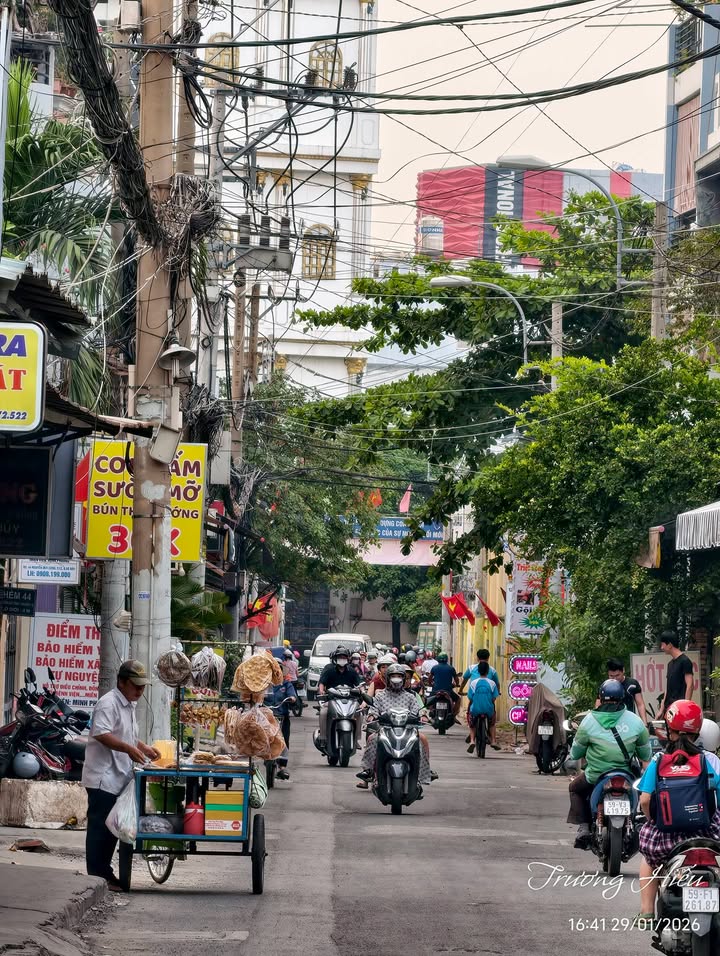 Nhà Phố Nguyễn Duy Cung Gò Vấp 90m² - Mặt tiền kinh doanh đắc địa!