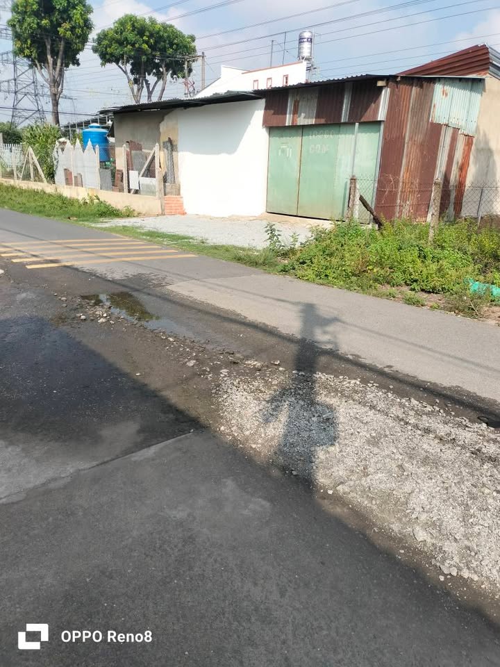 Nhà Mặt Tiền Nhựa Củ Chi 339m² - Giá 2 Tỷ Bớt Lộc