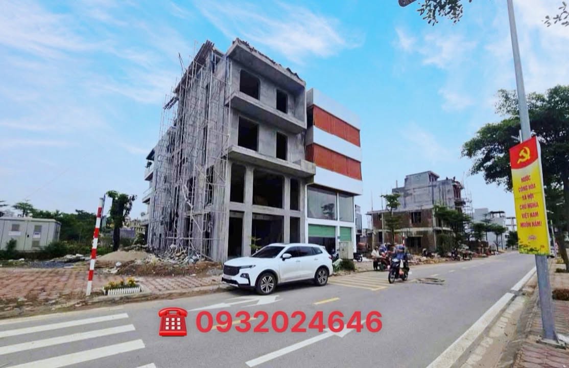 Nhà Đấu Giá Huỳnh Cung 80m² - Mặt Tiền 6M, View Vườn Hoa - Giá 16 Tỷ