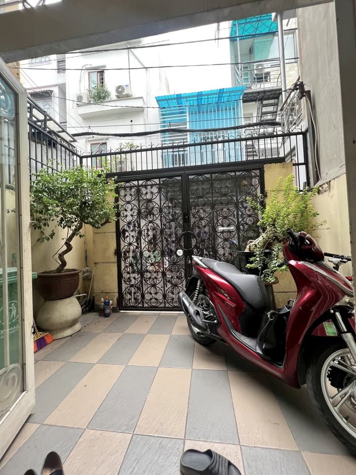 Nhà Phổ Quang Tân Bình 70m² 4 Tầng - Hẻm 5m Kinh Doanh - 12.7 Tỷ