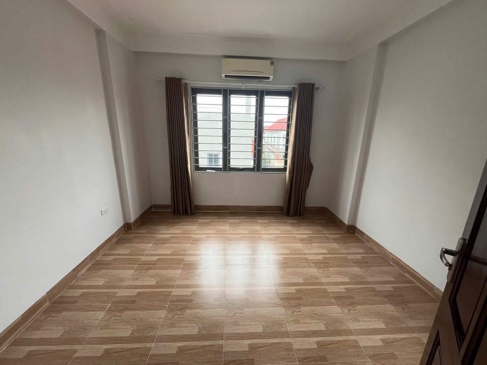 Nhà 4 Tầng 33m² Sổ Đỏ Chính Chủ - 5 Tỷ Tại Bắc Từ Liêm