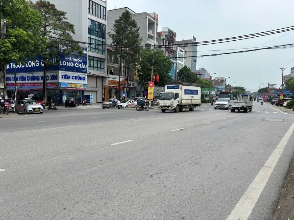 Nhà Phố Trung tâm Sóc Sơn 80m² giá 13 tỷ - Mặt tiền kinh doanh đỉnh