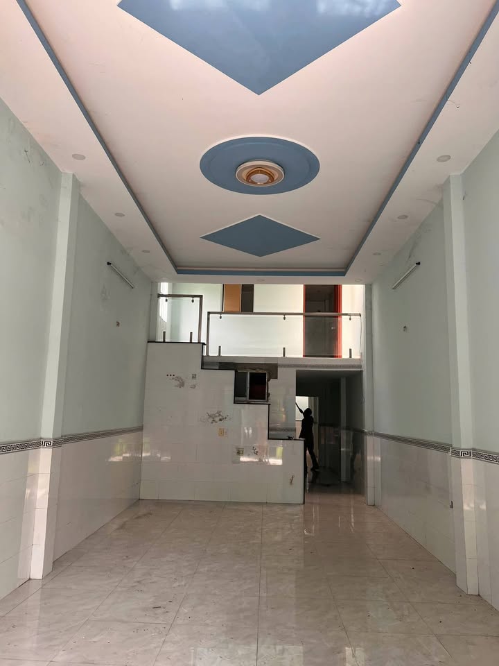 Nhà Cho Thuê Đường Trường Chinh, Quận 12 - 100m², 2PN, Giá 8 Triệu