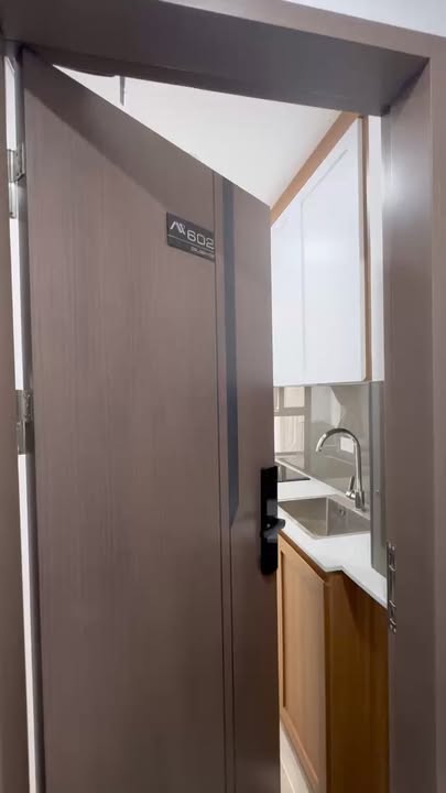 Thuê căn hộ 2PN Quan Nhân Thanh Xuân 8.5 triệu - Full nội thất!