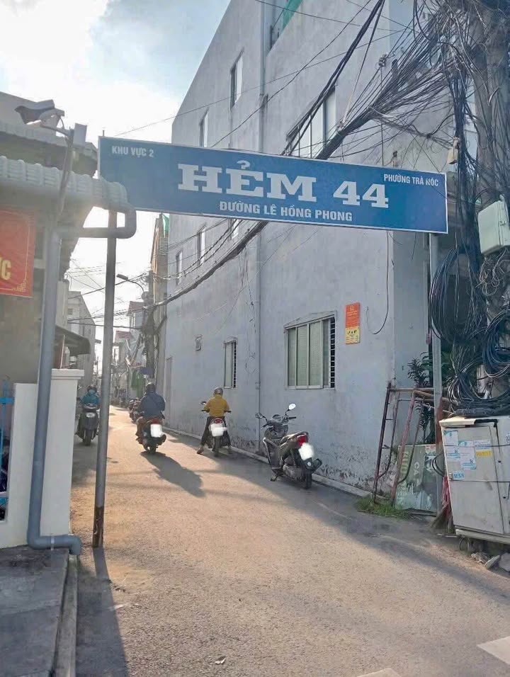 Bán Nền Tặng Nhà Cấp 4 Hẻm 44 Lê Hồng Phong, Ninh Kiều - 122m² Thổ Cư