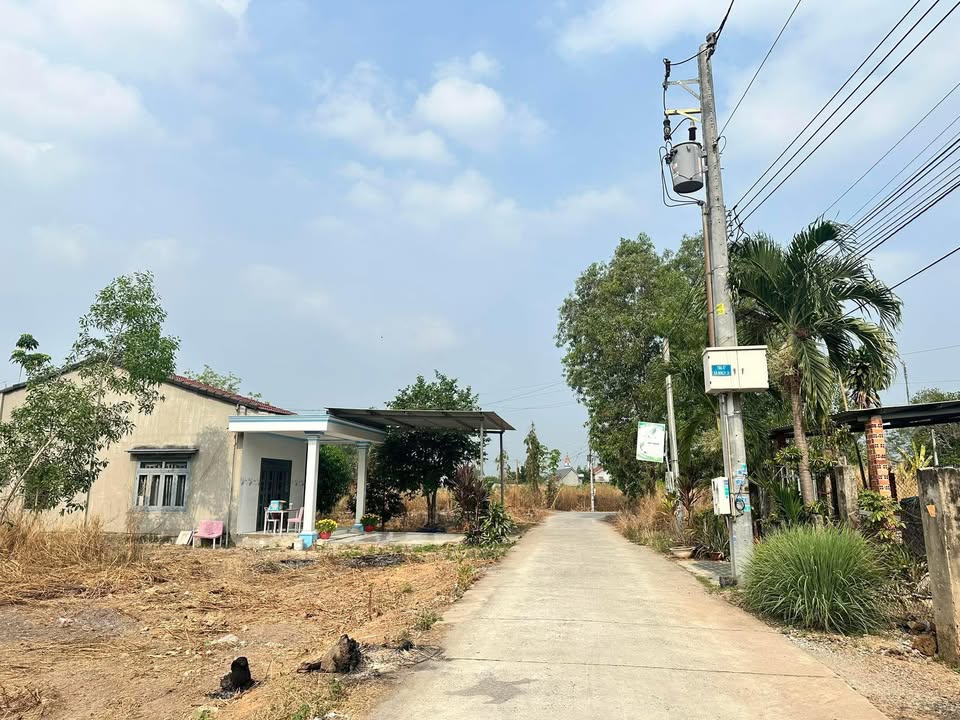 Nhà 1 Trệt 450m² Mặt Tiền Chợ Lai Uyên, Bình Dương - Sẵn Sàng Ở Ngay