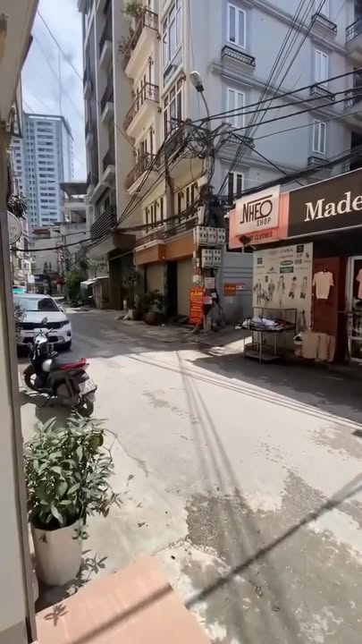 Mặt bằng kinh doanh 30m² Giáp Bát, Hoàng Mai - Sẵn sàng đón khách