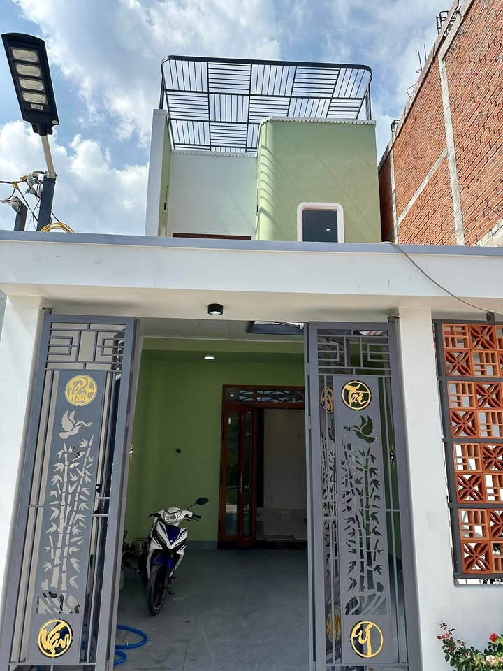 Nhà Phường 9 Mỹ Tho 86m² 2,79 tỷ - Ô tô vào tận nhà