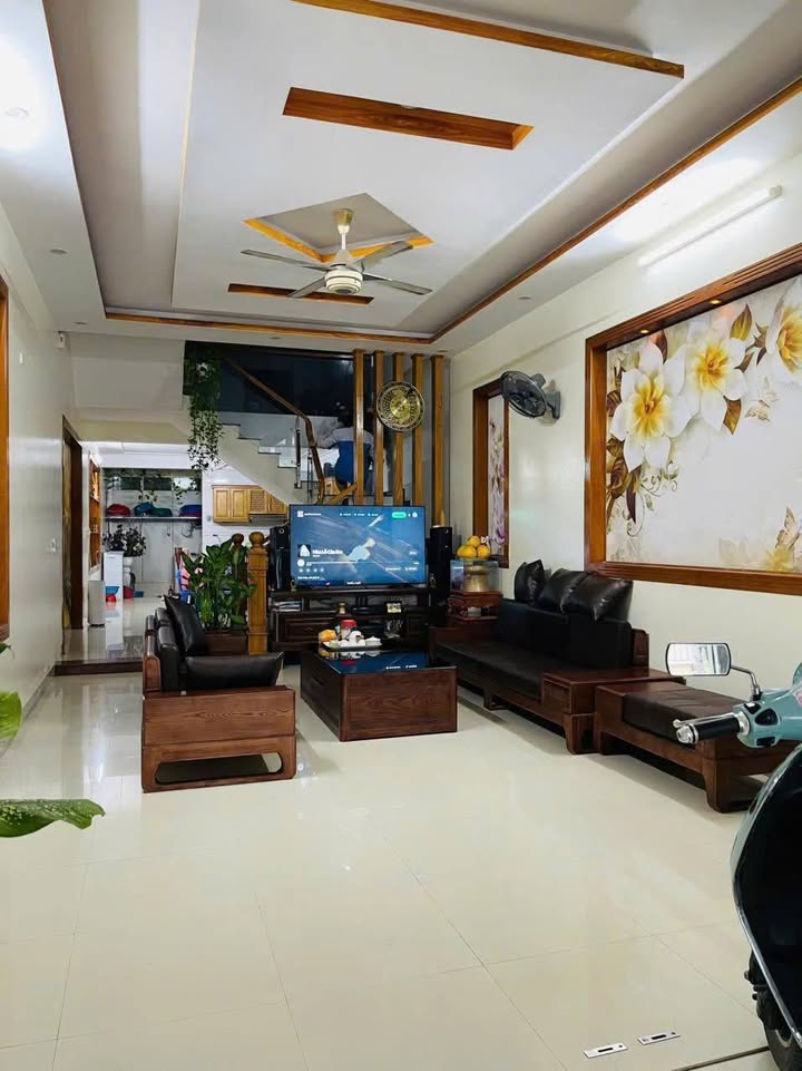 Nhà Cốt Lệch 4 Tầng Nguyễn Phúc Chu, Hàm Rồng - 81m² Sẵn Sàng Giao Dịch