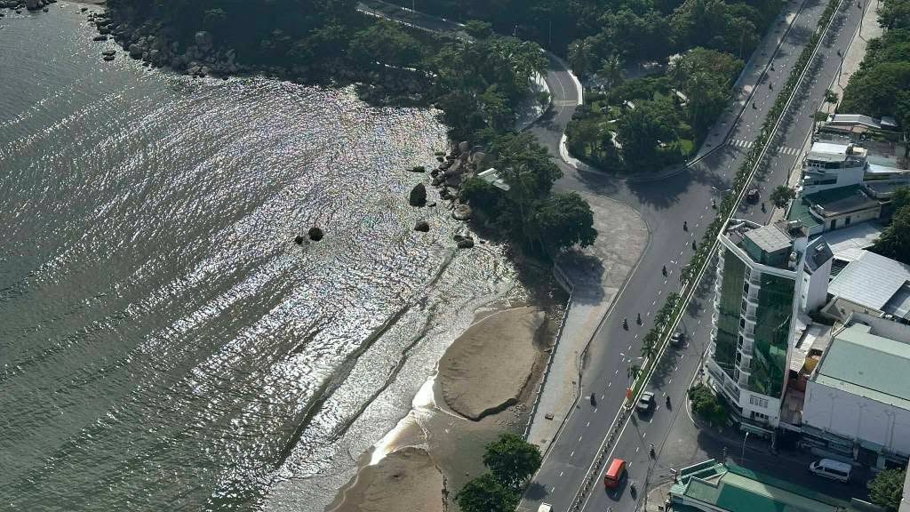 Khách sạn Phạm Văn Đồng 150m² view biển - Vị trí đắc địa