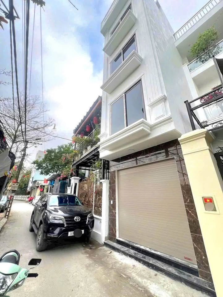 Nhà 35m² ngay cạnh KĐT Hinode - Ô tô tránh, 6 tỷ, 3 phút tới Nhổn