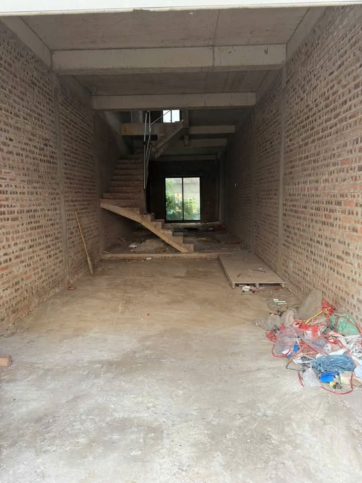 Nhà 80m² 4 Tầng Hoàn Thiện Cơ Bản, Lê Trọng Tấn - Giá 8 Triệu/Tháng