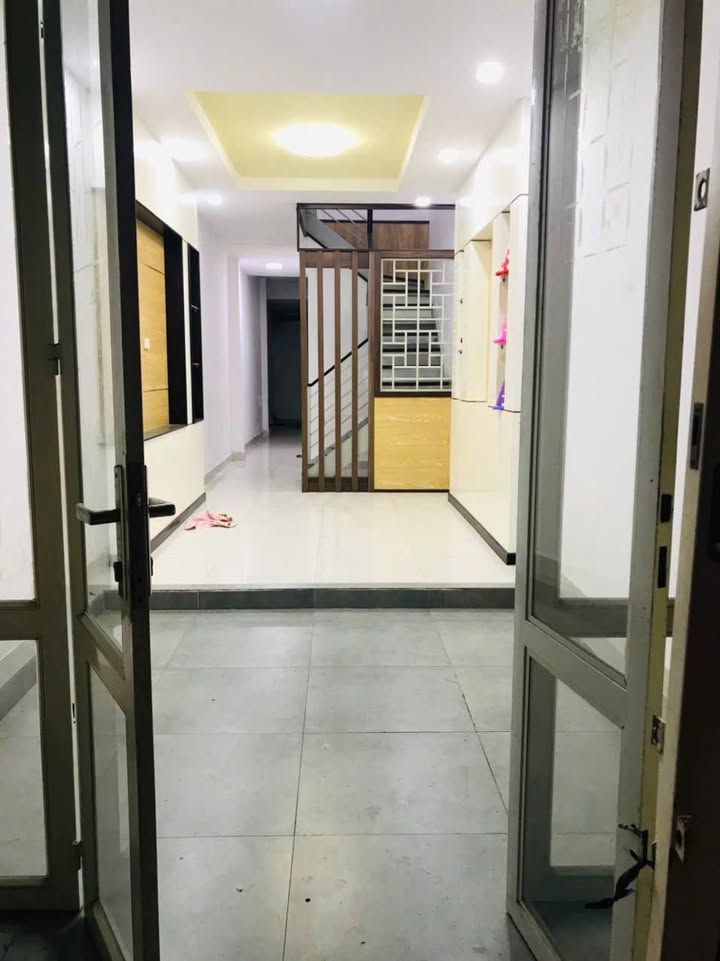 Nhà Riêng Thủ Dầu Một 2PN 6 Triệu/Tháng - Sẵn Sàng Ở Ngay!