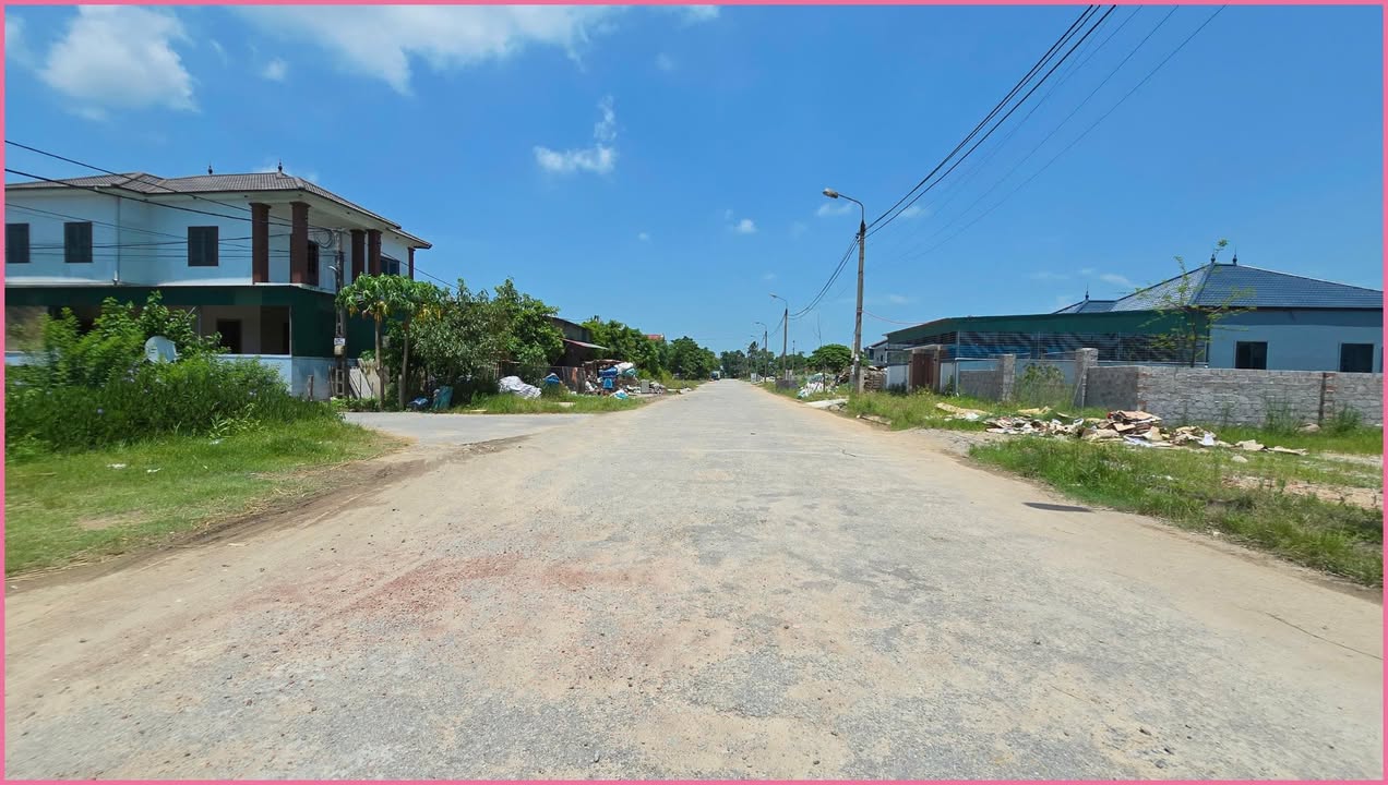 Đất Lô Góc Trần Phú, Hà Tĩnh - 268m² - Giá 3.8 Tỷ - Kinh Doanh Đắc Lợi