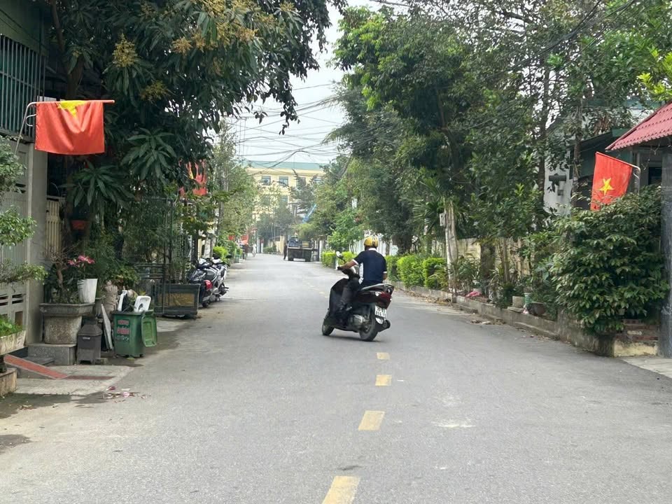 Đất nền Đông Sơn Thanh Hóa 150m² giá 1.9 tỷ - Sổ đỏ chính chủ!