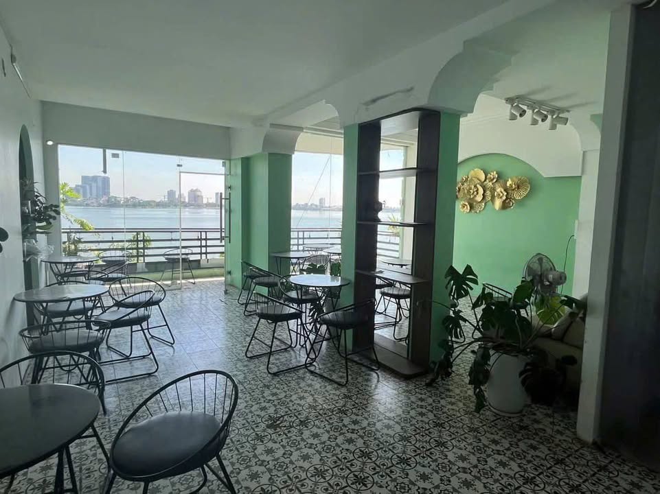 Nhà Mặt Tiền Nguyễn Đình Thi Tây Hồ 60m² - Mặt tiền kinh doanh đắc địa!