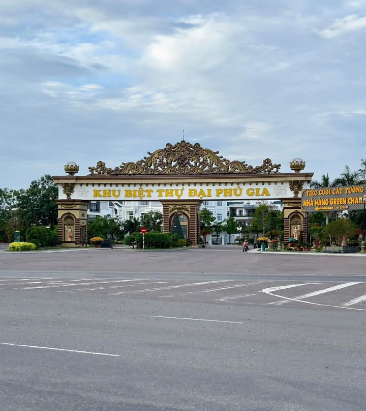 Bán Gấp Biệt Thự Đại Phú Gia Quy Nhơn - 315m² Kề Góc, Giá 12.3 Tỷ