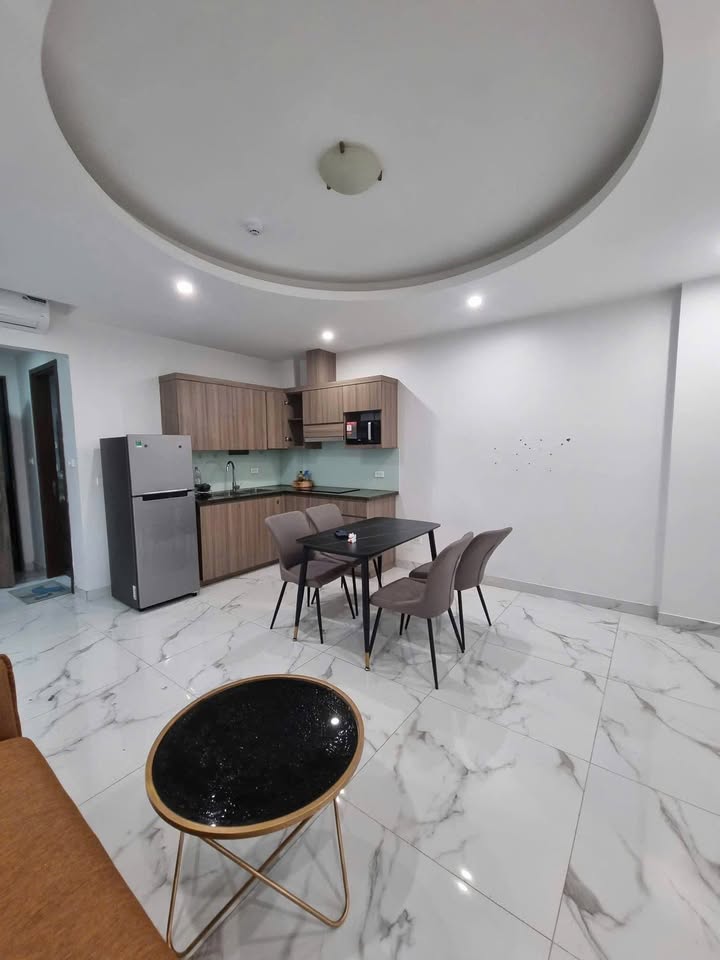 Căn hộ Phố Nguyễn Sơn Long Biên 8.5 triệu - View hồ cực đẹp!