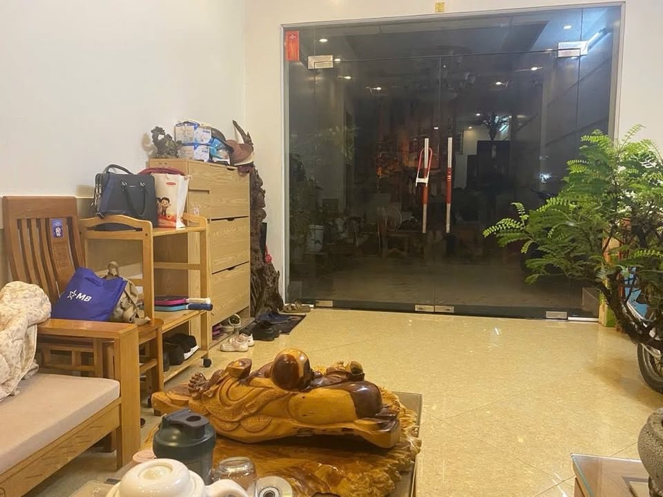 Nhà Nguyễn Chính Hoàng Mai 37m² 10.5 tỷ - Ô tô vào tận nhà!