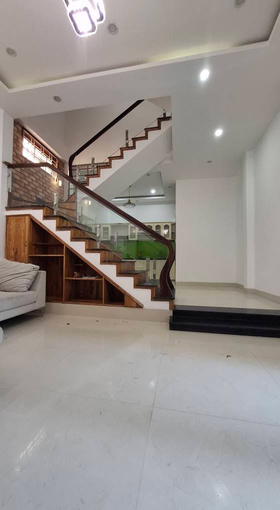 Nhà 3.5 Tầng Lê Lai, Hải Châu - 170m² Kiên Cố, Full Nội Thất, Giá Tốt