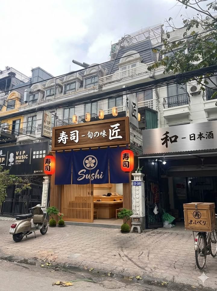 Nhà phố Xuân La, Tây Hồ 120m² - Mặt tiền kinh doanh sầm uất!