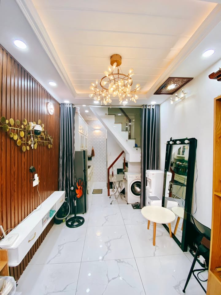 Nhà 16m² Nguyễn Văn Khối, Gò Vấp - Giá 3.7 Tỷ, Sẵn Sàng Ở Ngay