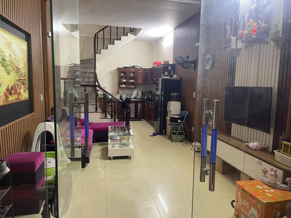 Nhà riêng Tam Trinh, Hoàng Mai 40m² x 5 tầng - Sẵn sàng ở ngay!