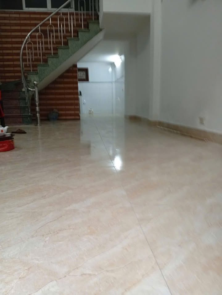 Nhà nguyên căn Hoàng Mai 60m² 10 triệu - Sẵn sàng ở ngay