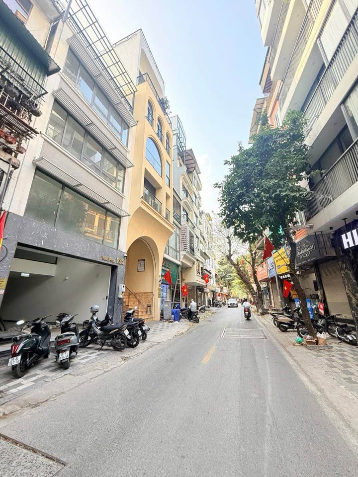 Bán nhà mặt phố Yên Phụ Tây Hồ 85m² 45 tỷ - Mặt tiền kinh doanh