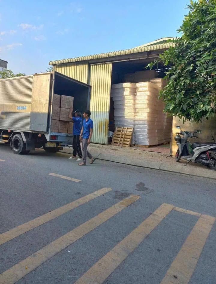 Kho xưởng Tân Hiệp Hóc Môn 350m2 10.5 tỷ - Gần KCN