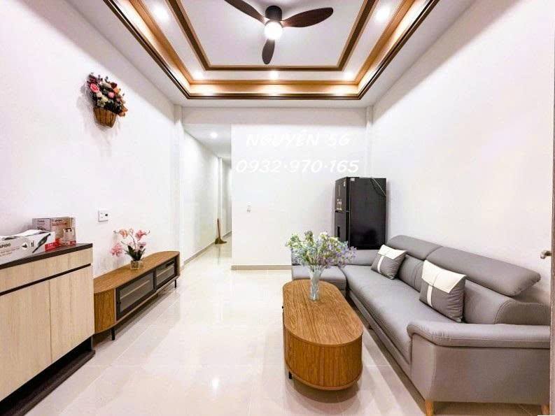 Nhà Đẹp 64m² Gò Vấp - 3PN, Sổ Hồng Riêng, Gần Vincom Quang Trung