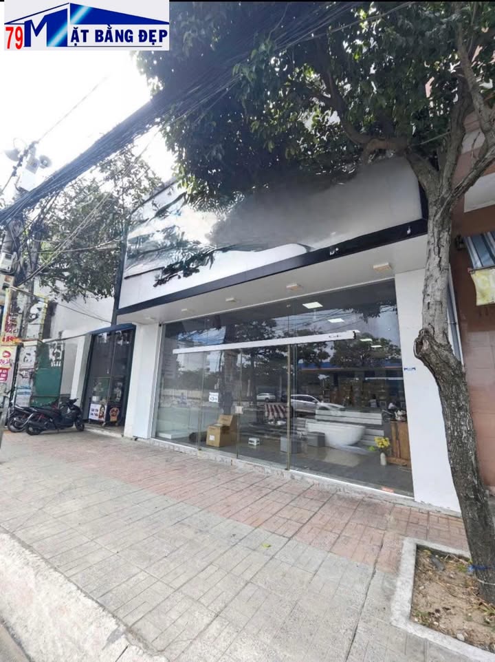 Nhà Nguyên Căn Mặt Tiền Lê Hồng Phong, Nha Trang - 160m² Kinh Doanh Tự Do