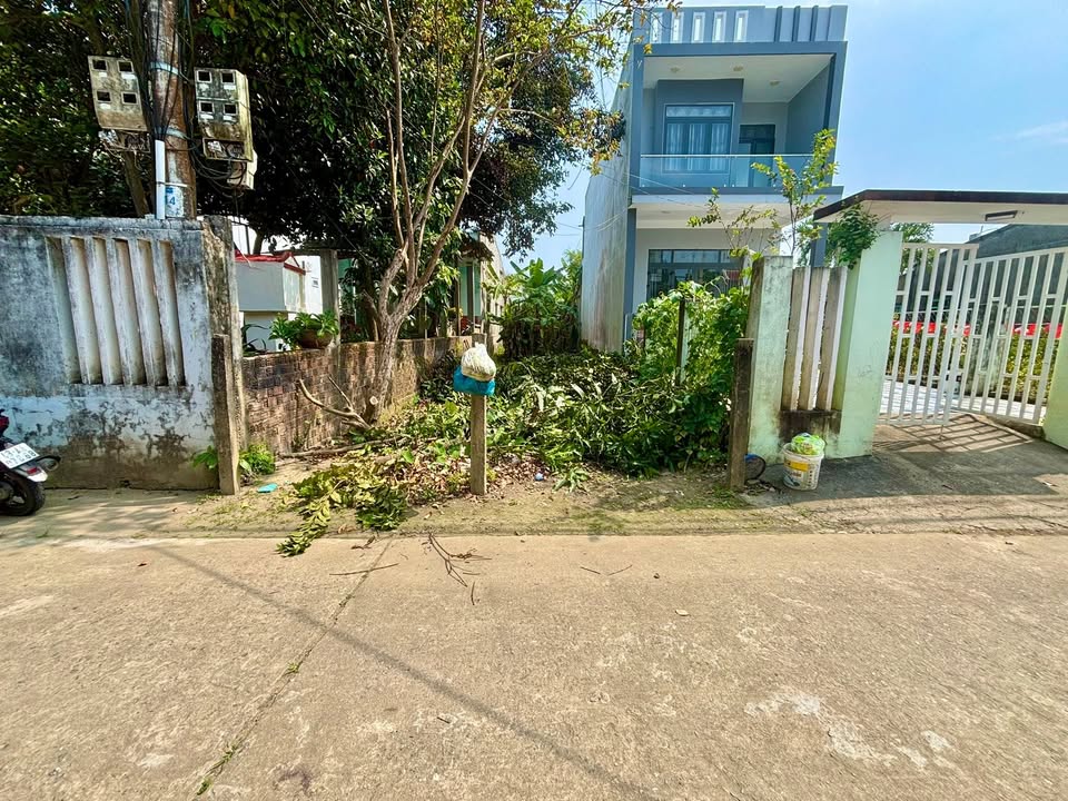 Đất nền Hòa Tiến 200m² giá 1.8 tỷ - Tiềm năng tăng giá vượt trội!