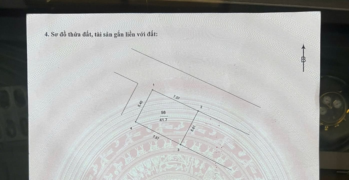 Đất Tặng Nhà 2 Tầng Ngọc Thụy 42m² - Ô Tô Vào Tận Nhà, Sổ Đỏ Sẵn Sàng!