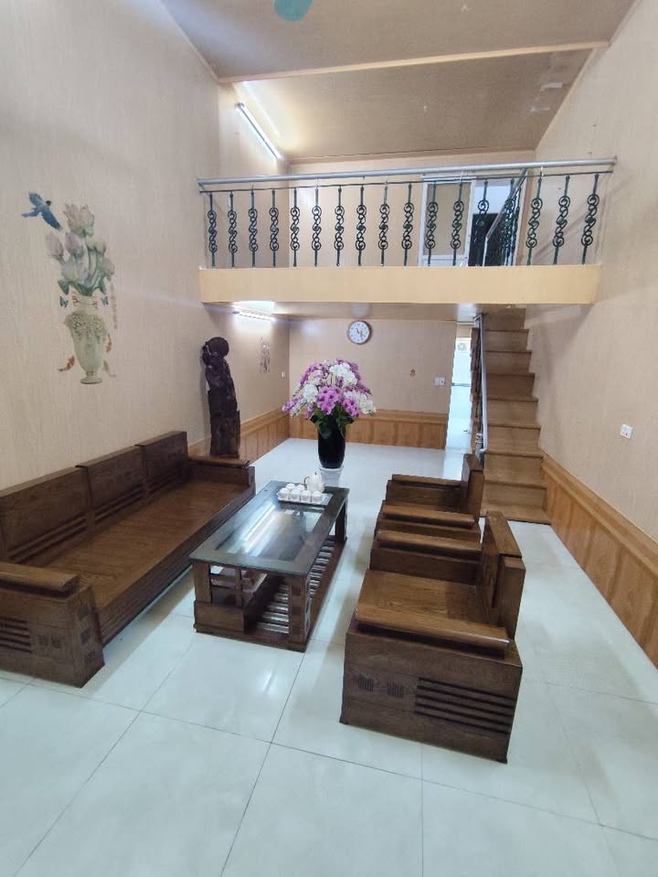 Nhà Phường Lộc Vượng - 54.9m² - 2 Tầng - Hướng Đông - Giá 1.65 Tỷ