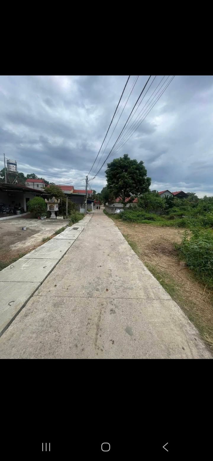 Đất nền Ba Vì 447m² giá 2.x tỷ - Sổ đỏ chính chủ, đường ô tô