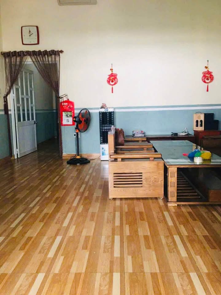 Nhà Hẻm Hùng Vương - 108m² Giá 2 Tỷ - Trung Tâm Quảng Ngãi