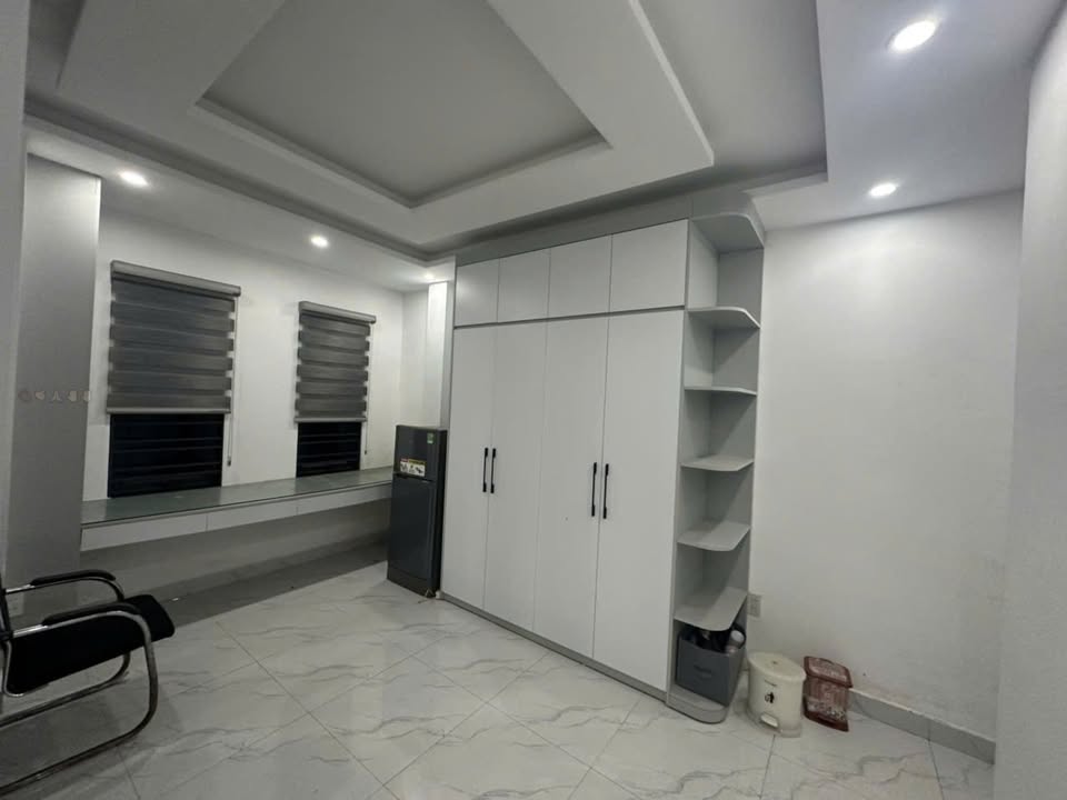 Nhà riêng Nam Hải 336m² giá 12 triệu - Sẵn sàng ở ngay!