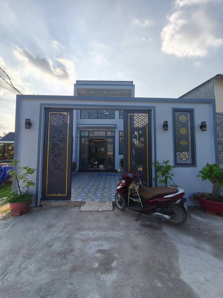 Nhà Chính Chủ Mỹ Hạnh Bắc, Đức Hòa - 120m², 4PN, Sổ Hồng Riêng, 2.4 Tỷ